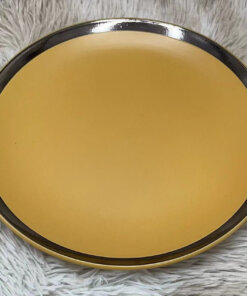 PLATO CERÁMICA CON BORDE DORADO 10.5# 1UND