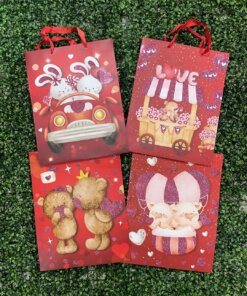 BOLSA DE REGALO DE ANIMACIONES 39X30X12CM 1UND