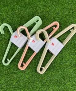 GANCHOS DE ROPA 1UND (6PCS)