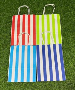 BOLSA DE REGALO DE COLOR LISO CON RAYADO 22*16*8CM 1UND