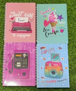 CUADERNO CON RESORTE DE DISEÑOS  A5 1UND