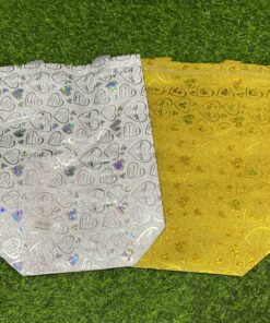 BOLSA REUTILIZABLE DE CORAZÓN COLOR DORADO / PLATEADO 25*30*10 1UND