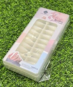 SET DE UÑAS POSTIZAS EN CAJA 1UND (240PCS)