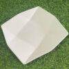 PLATO CERÁMICA DE CUADRADO COLOR BLANCO CON DISEÑOS 9" 1UND
