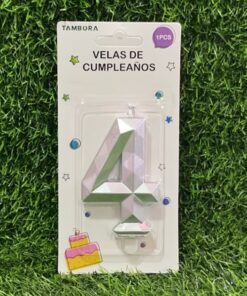 VELA NUMÉRICA COLOR PLATEADA #4 7.7CM 1UND