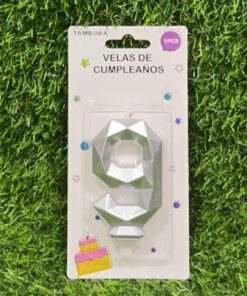 VELA NUMÉRICA COLOR PLATEADA #9 7.7CM 1UND