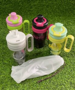 BOTELLA DE AGUA DE LETRA CACO CALO CON ASA 830ML 1UND