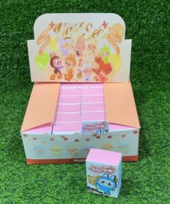 MUÑECO LABUBU DE CAJA SORPRESA EXCITING MACARON 7*4*10CM 1UND