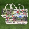 BOLSA TELA DE LETRA COSTA RICA Y CON DISEÑOS 47*37CM 1UND