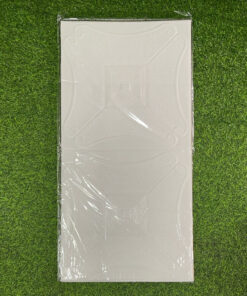 PAPEL TAPIZ DE COLOR BLANCO CON DISEÑOS 70*70CM 1UND