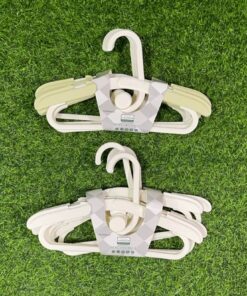 GANCHO PLÁSTICO PARA ROPA DE NIÑ@ 29CM 1UND (5PCS)