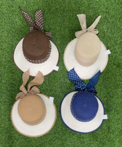 SOMBRERO PARA MUJER DE LAZO CON PUNTOS BLANCOS 1UND