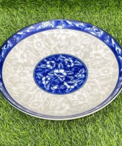 PLATO CERÁMICA DE FLOR Y BORDE AZUL 10" 1UND