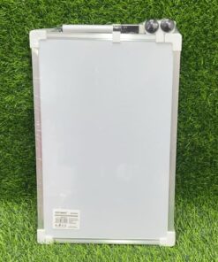 PIZARRA DE DOBLE LADO COLOR BLANCA Y NEGRA 20*30CM 1UND