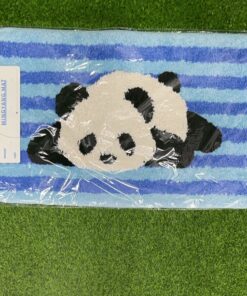 ALFOMBRA RECTANGULAR DE PANDA 80*50CM 1UND