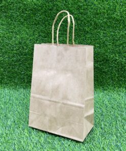 BOLSA DE REGALO COLOR BEIGE 16*22*8CM 1UND