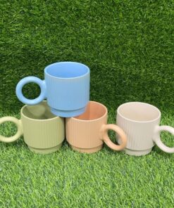 JARRA CERÁMICA DE COLOR LISO CON LÍNEAS 1UND