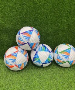 BOLA DE FOOTBALL CON DISEÑO TRIÁNGULO 5" 1UND