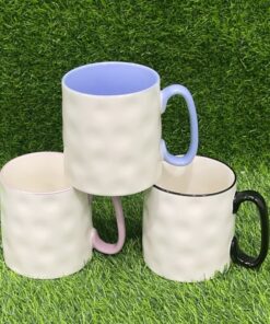 JARRA CERÁMICA CON DISEÑOS Y AGARRADOR DE COLOR LISO 1UND