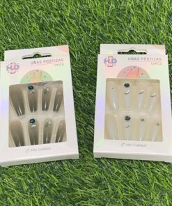 SET DE UÑAS POSTIZAS CON DISEÑO DIAMANTE Y FLOR 1UND