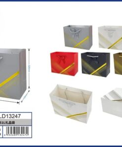 BOLSA DE REGALO DE COLOR LISO CON DISEÑOS Y CON LAZO 44*31*12CM 1UND